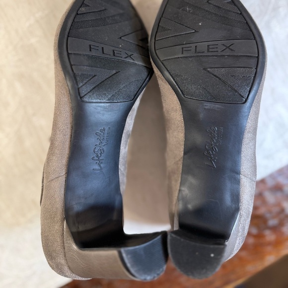 LifeStride Soft System Flex Women’s 7.5M Gilmore Taupe Ankle Boots - Picture 6 of 7